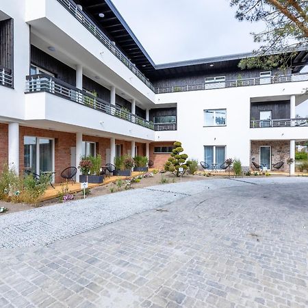 Apartamenty Przy Plazy Z Basenem Z Podgrzewana Woda I Mini Spa - Osrodek Kolonijno-Wczasowy Mewa Нехоже Экстерьер фото