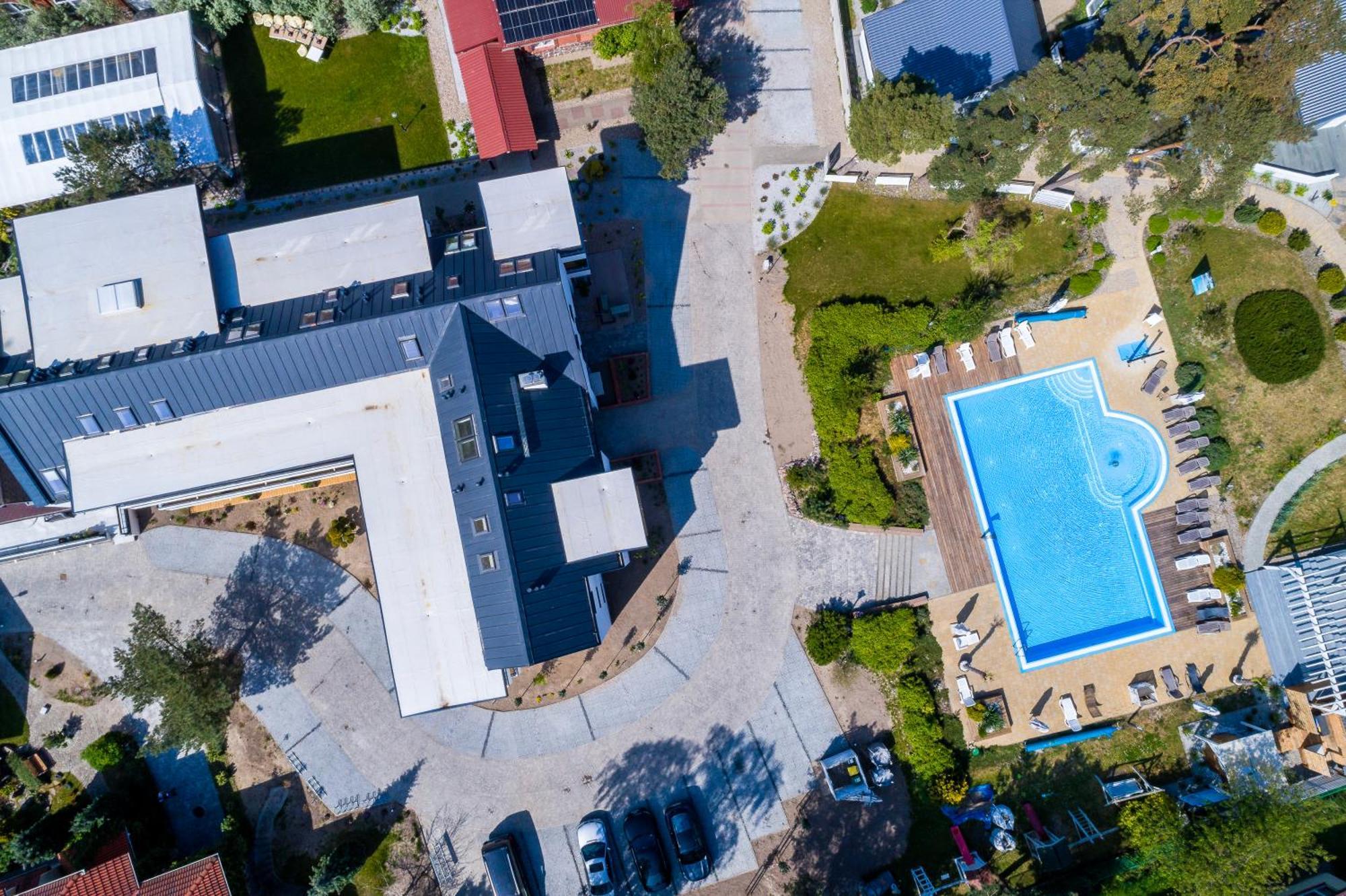 Apartamenty Przy Plazy Z Basenem Z Podgrzewana Woda I Mini Spa - Osrodek Kolonijno-Wczasowy Mewa Нехоже Экстерьер фото